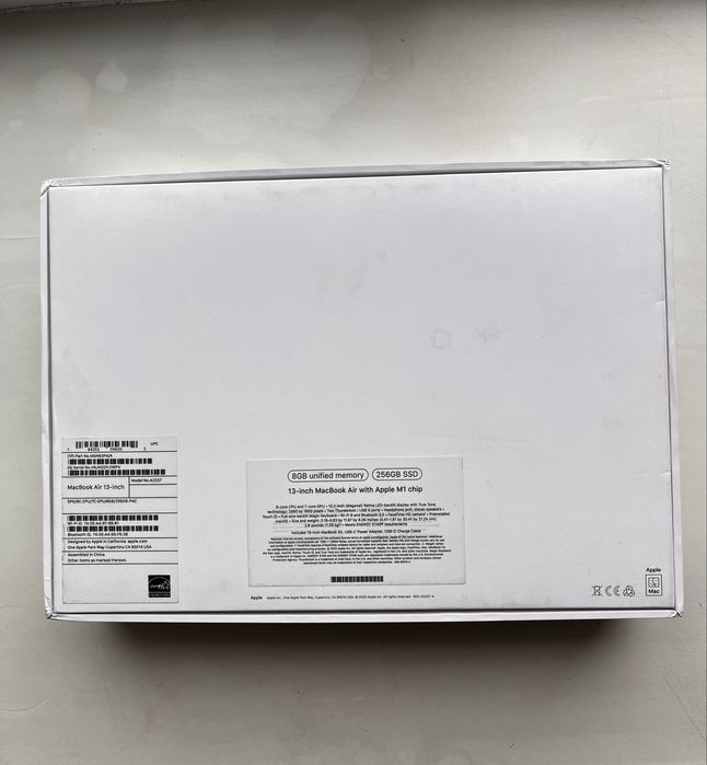 Macbook air 13 8/256GB 2020