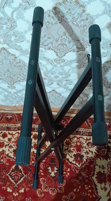 Стойка для  синтезатора и пианино