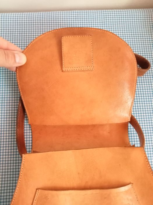 Geanta,gentuță,poșetă veche din piele ,din perioada RSR,de colectie