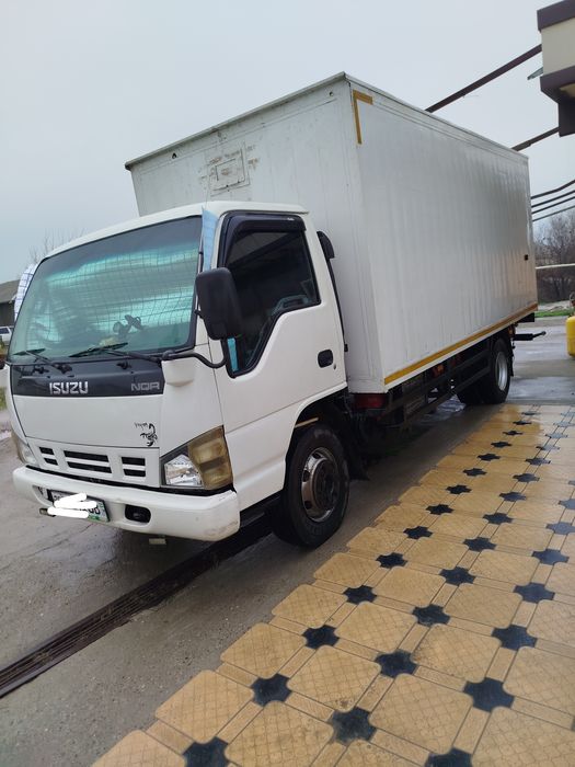 ISUZI SOTILADI MOSHINA ISHLAPTURIPTI 4 ta baloni yangi 2 tasi 60 70 %