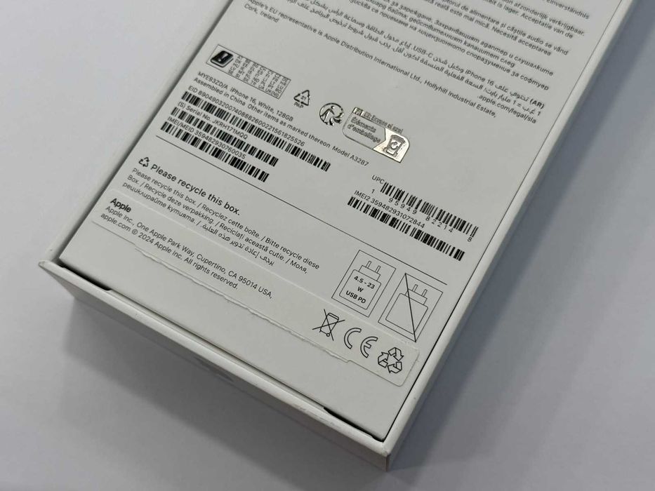iPhone 16 White 128GB - Гаранция!
