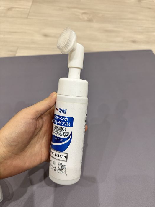 Пена очиститель для кроссовок