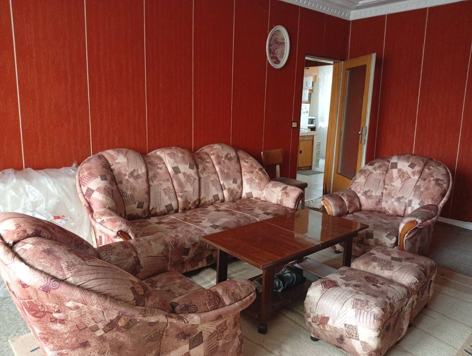 Дава се под наем Четиристаен апартамент в Плевен, Идеален център - 120 кв.м за 127.5 € - Снимка #1