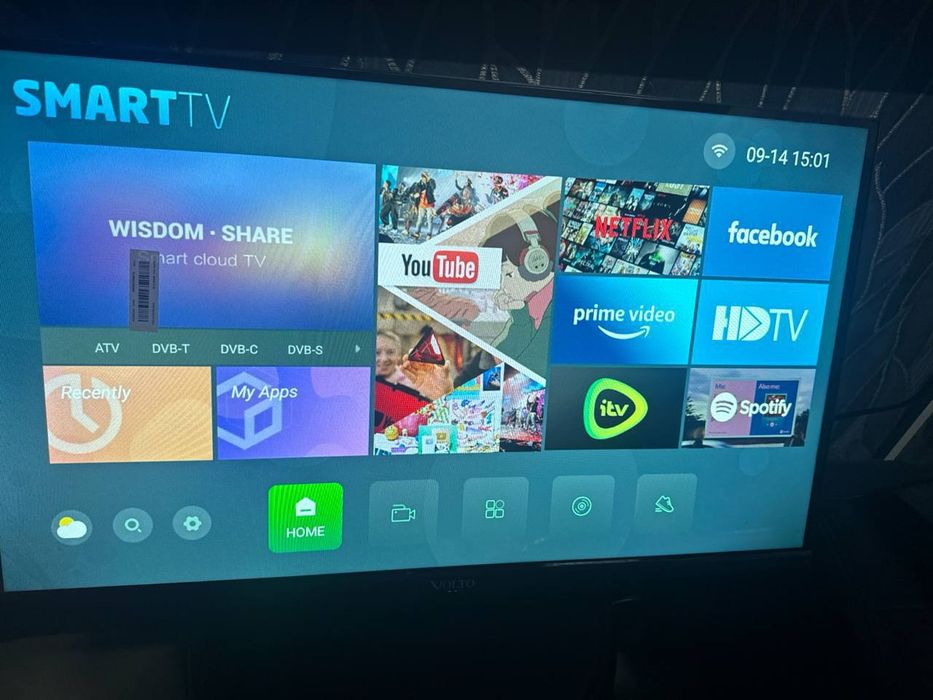 Samsung 32  Smart TV