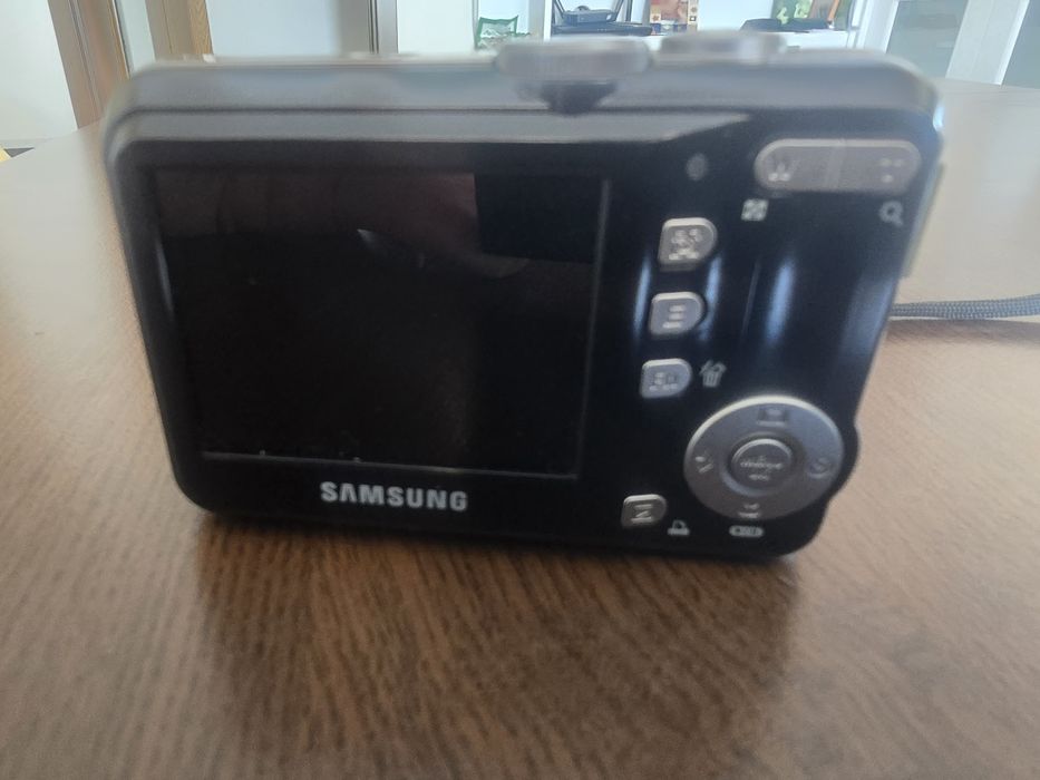 Samsung S860 – Компактна 8.1 MP камера + Подарък SD карта