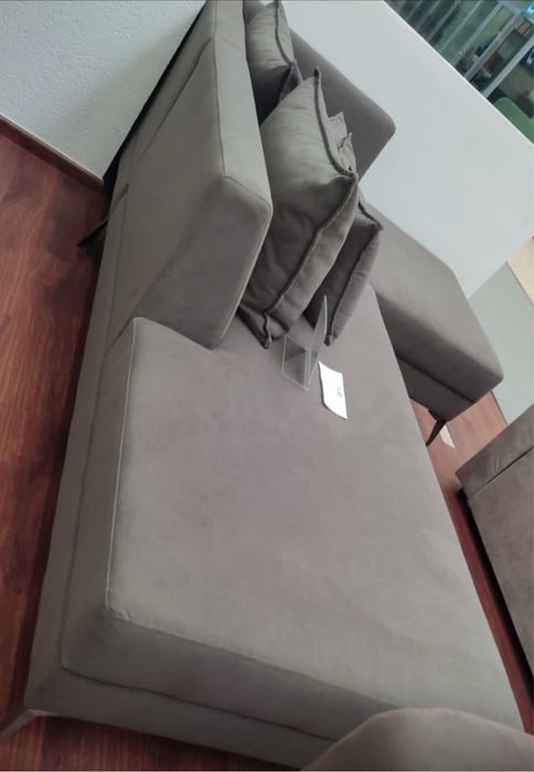 Угловой серый диван