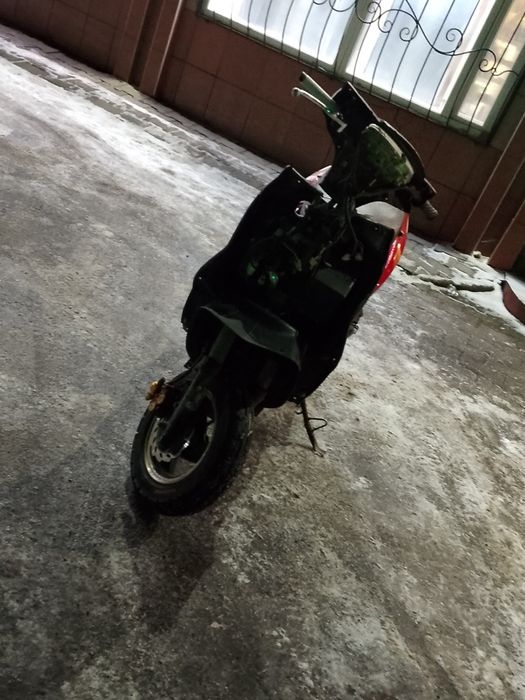 Продам скутер м8