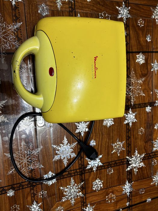 Продам вафельницу