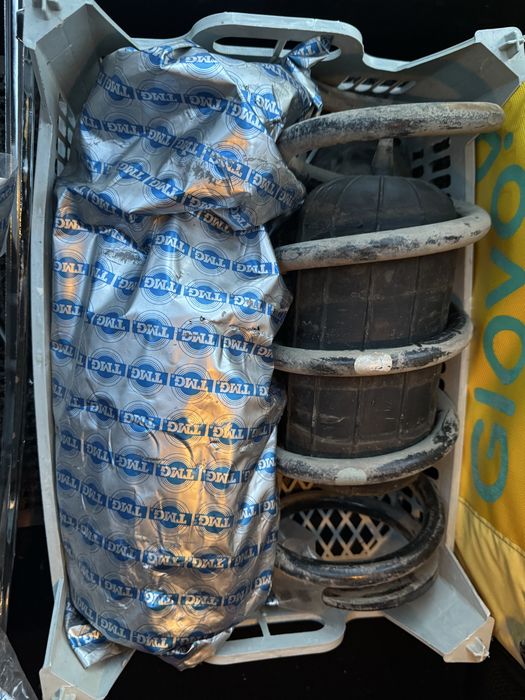 Запчасти на Mercedes в124