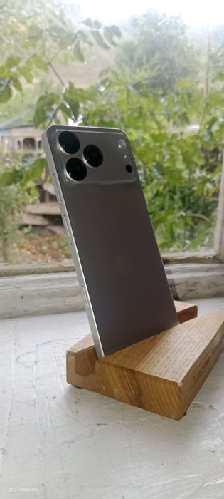 Продам айфон 17 про макс