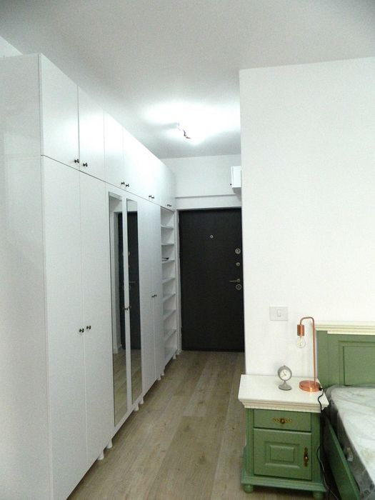 Studiou de inchiriat, 40 mp zona Brazdă