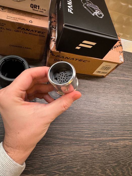 Fanatec QR1 Base Side USB-C + Wheel Side (Kit quick release NOU)