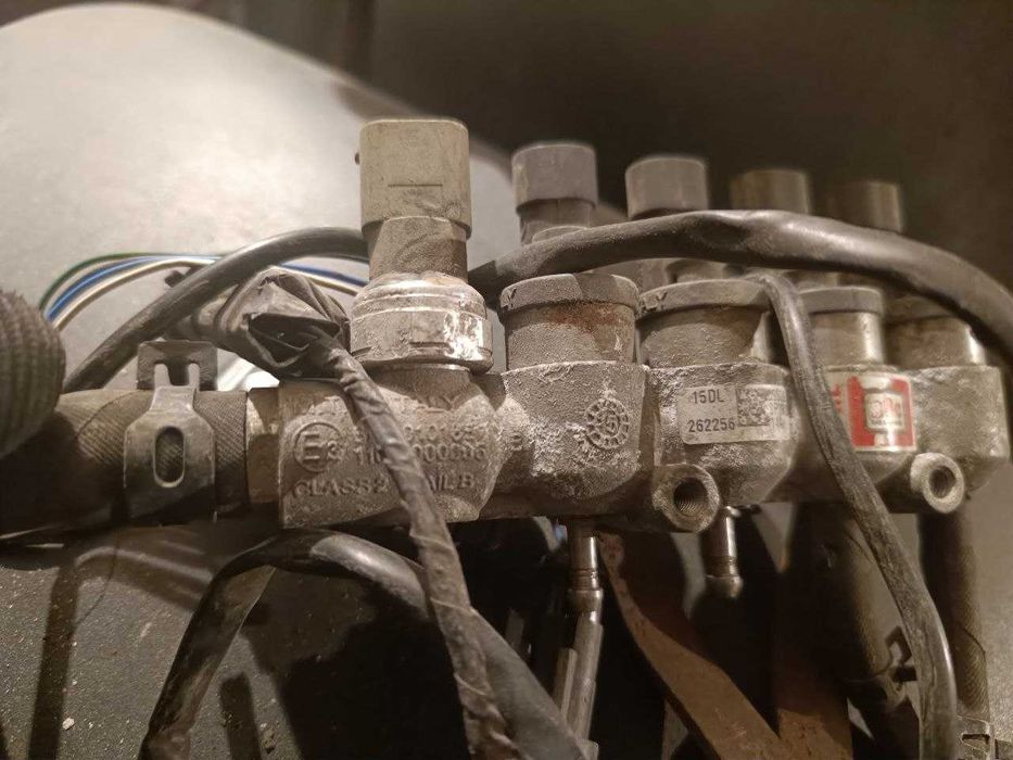 Продам ГБО для авто 4 цилиндра brc