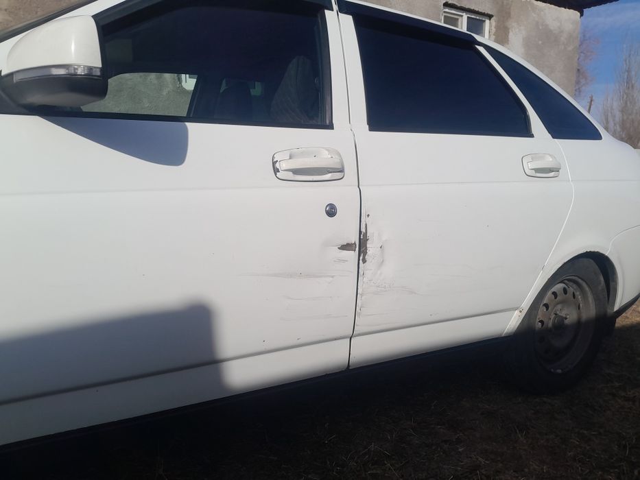 Продам приору 2 2015 год