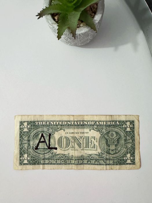 Dolar semnat Travis Scott