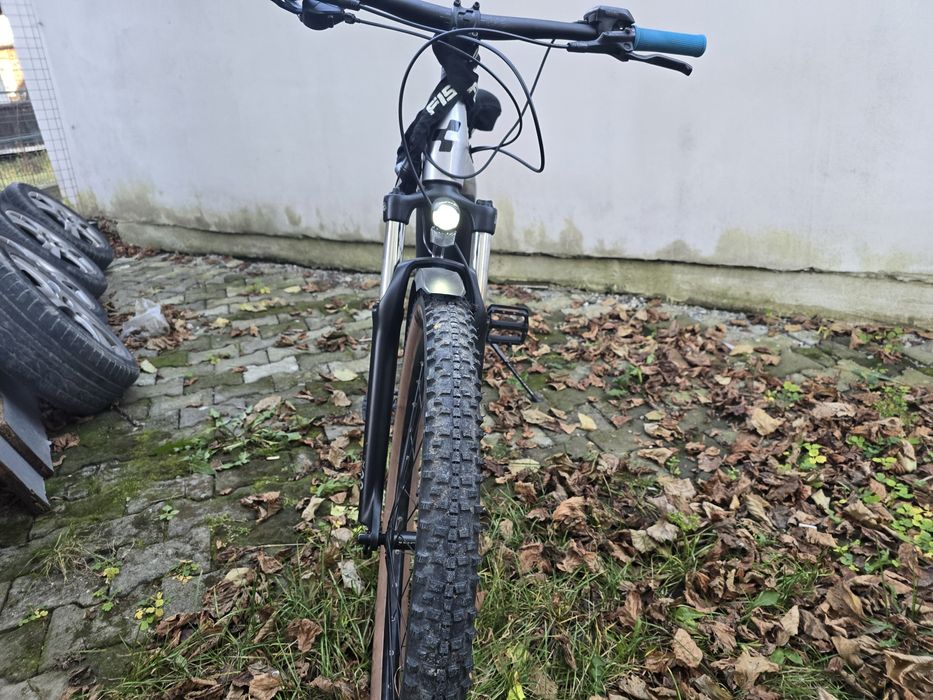 Bicicleta electrica CUBE