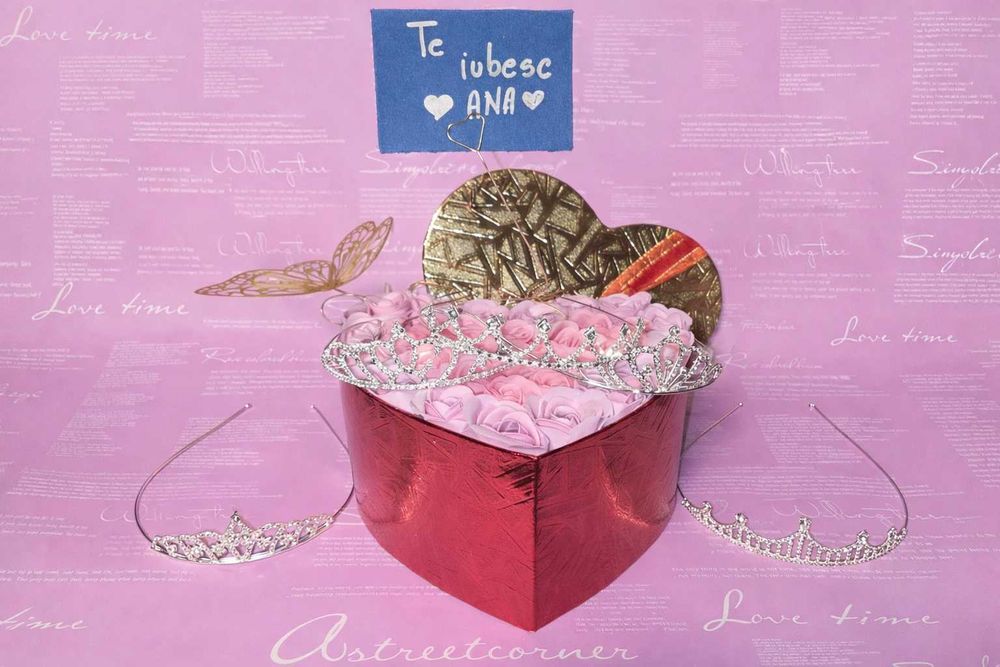 Buchete de flori / satin / sapun/ cadouri / trandafiri