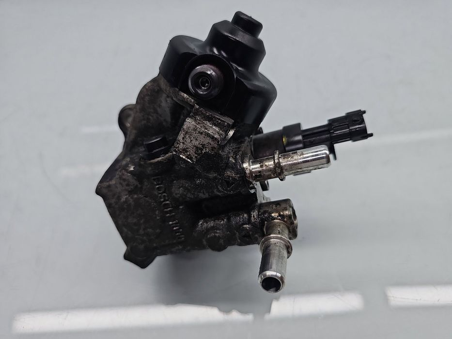 Pompa inalta presiune Hyundai ix35 (LM) [Fabr 2010-2017] 33100-2F000 2