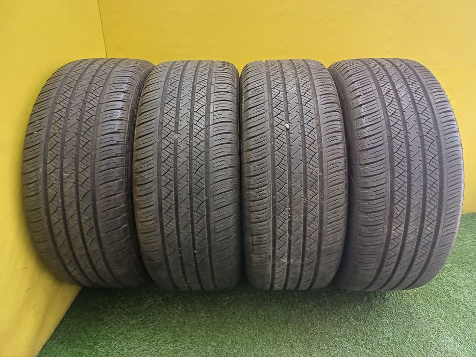 Шины 265/45 R20 Maxtrek комплект.