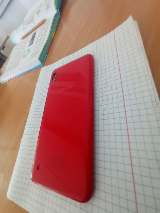 Продам самсунг А 10