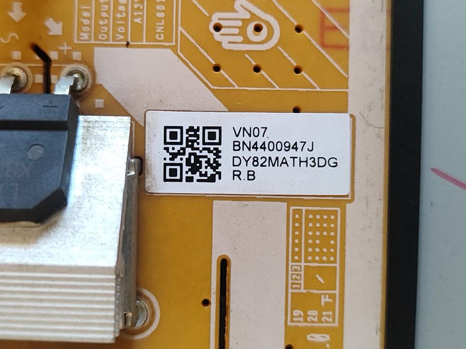 Main Board BN41-02703A / UE43RU7172U / BN94-14860X TV Samsung на части