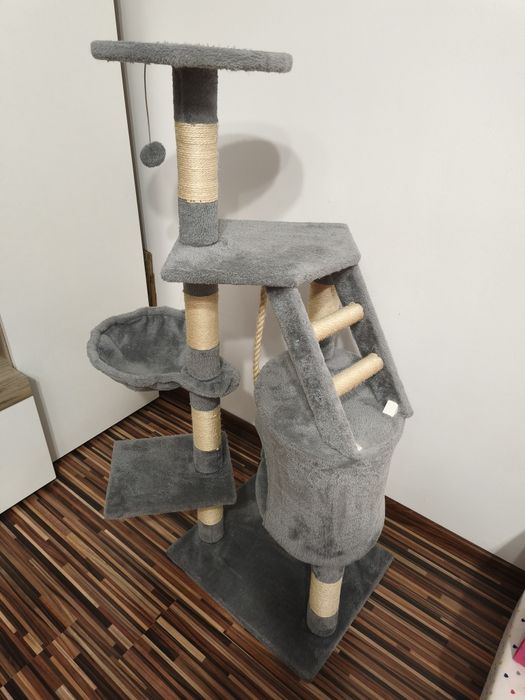 Ansamblu de joaca pisici