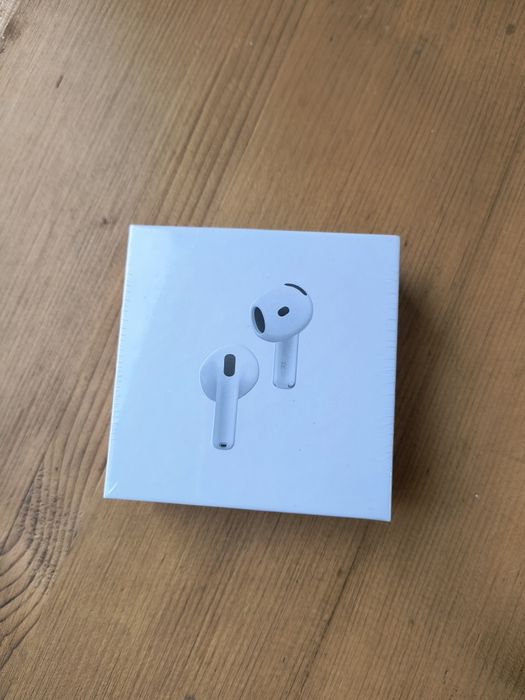 Слушалки Airpods 4