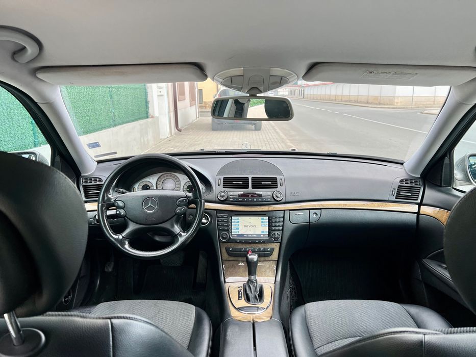 Супер запазен Мерцедес W211 - 2007 г.