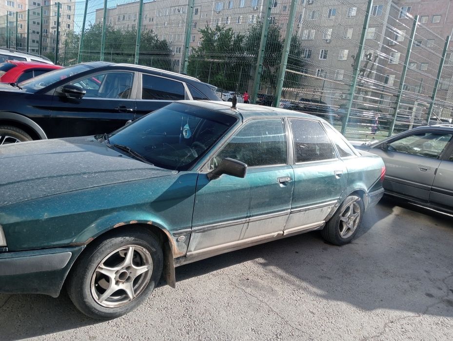 Продам Ауди 80 в4