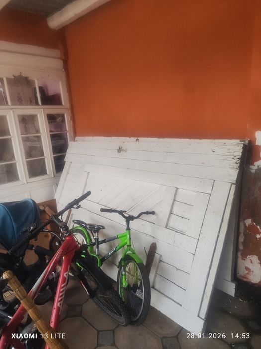 Darvoza Дарвоза ва кичикрок Тахта эшик