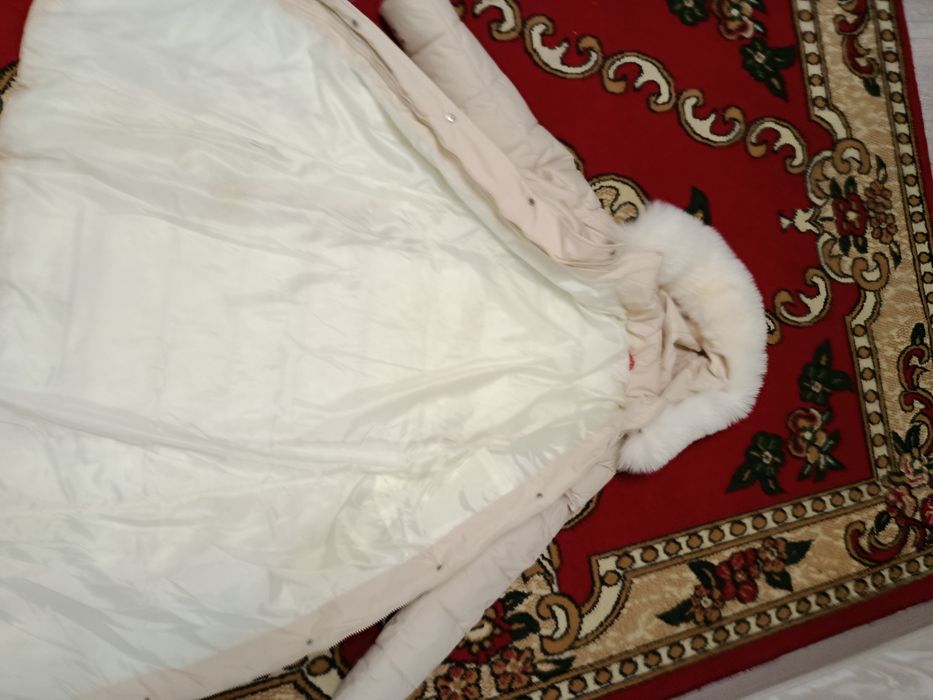 Продам пуховик зимний