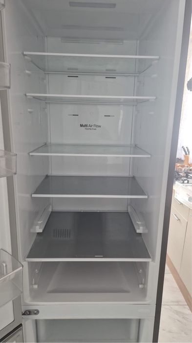 Frigider cu doua usi LG 2,06m