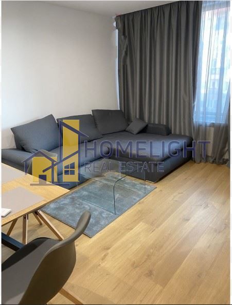 Двустаен апартамент в кв. Младост 2