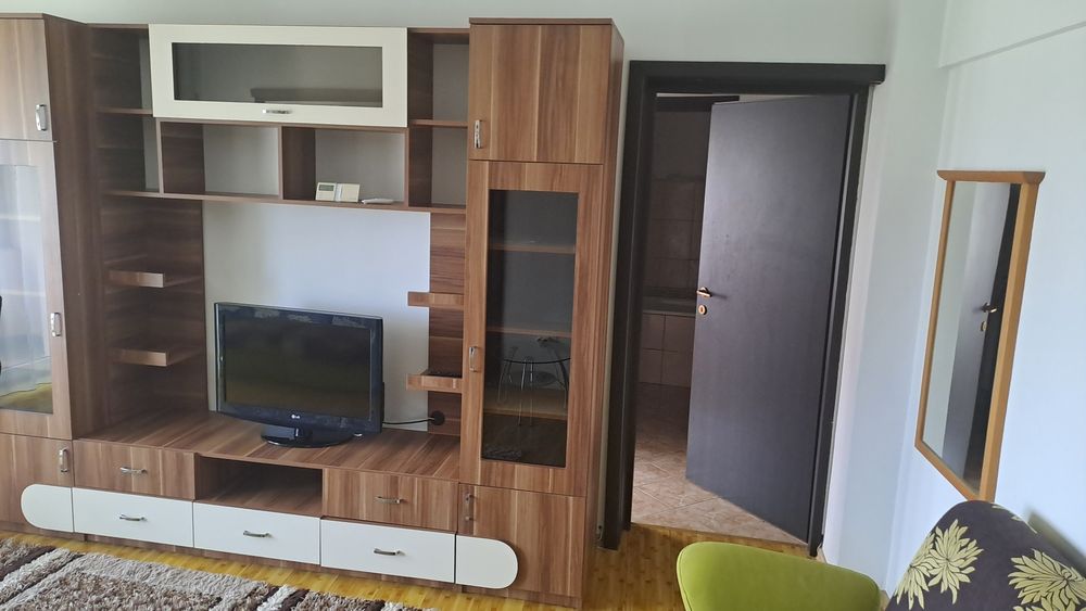 Apartament de închiriat