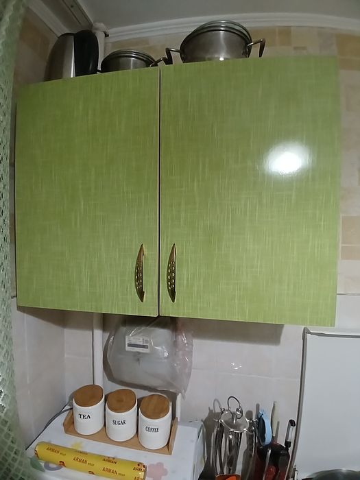 Кухонный  шкаф .
