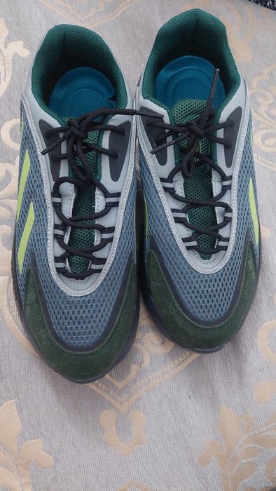 Кроссовки новые 40-41размер