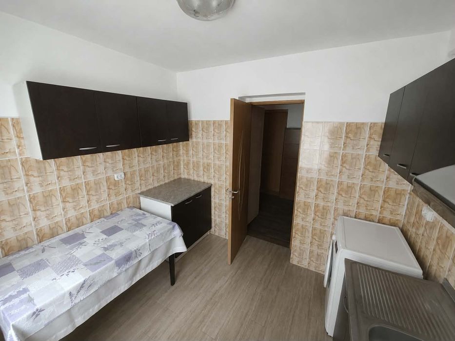 Vând apartament cu 2 camere