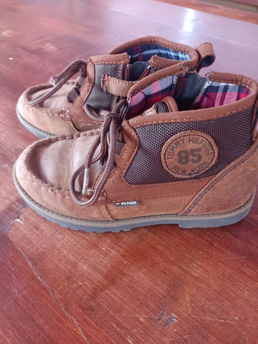 Vând ghete copii Tommy Hilfiger