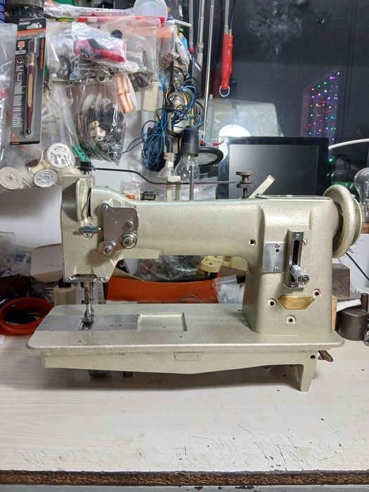 Masini de cusut  full automate ,cu taiere de fir