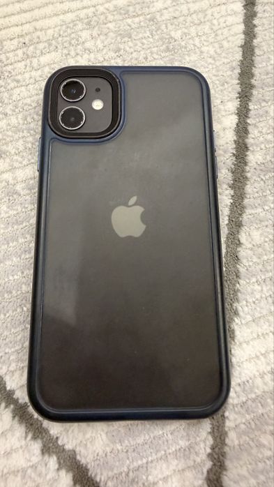 Продам iPhone 11