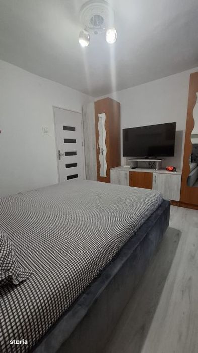 Garsoniera 22 mp, complet renovata, zona Lapus -  Electroputere Mall