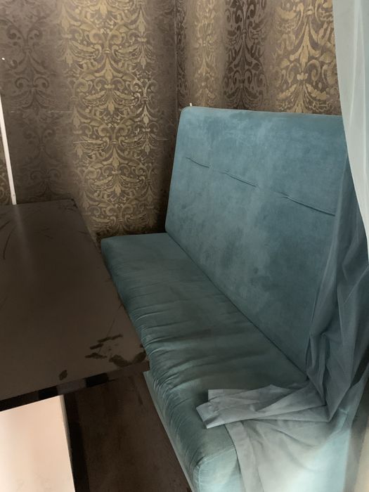 Диваны для заведение срочно