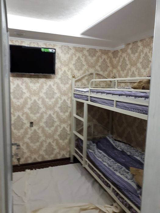 Студент кизларга ижара уй.