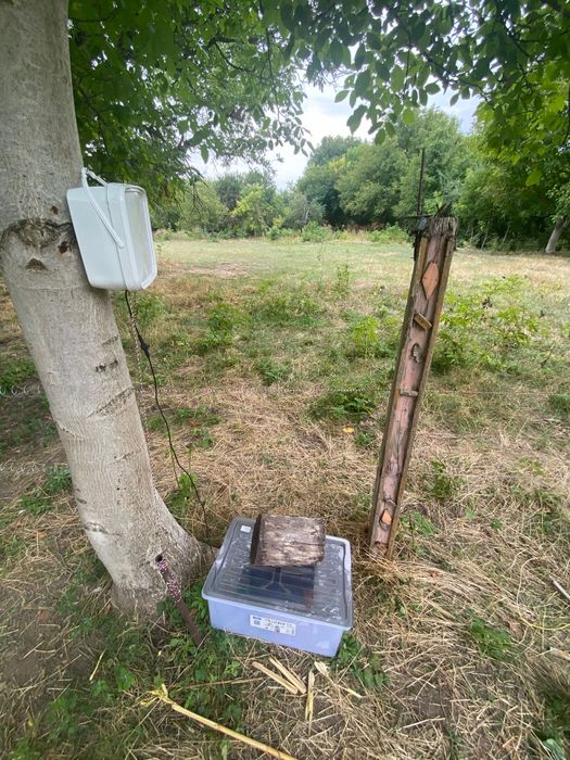 Електропастир комплект с фотоволтаичен панел и контролер.