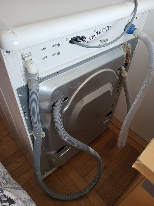 Vând mașină de spălat Whirpool