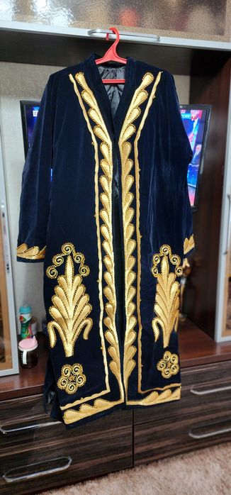 Мужской Чапан новый  450.000