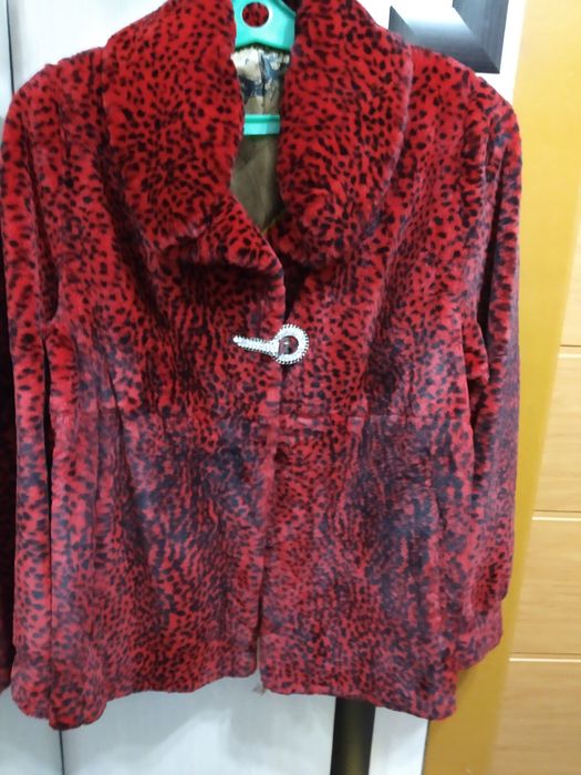 Продам новую из бобровую