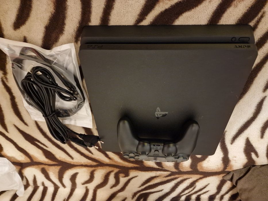 Ps 4 slim 500 gb