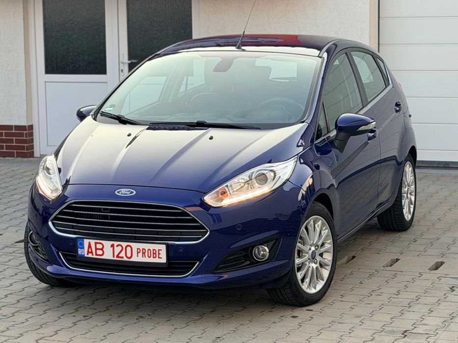 vand ford fiesta 2014 benzina