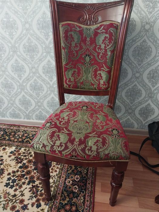 Продам стулья для гостиное